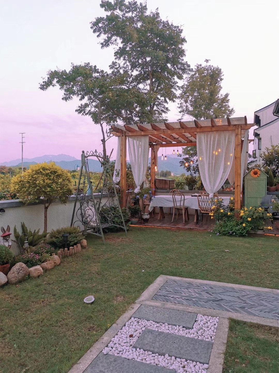 |80㎡最美乡村别墅小院，全由自己亲手布置设计，超有成就感