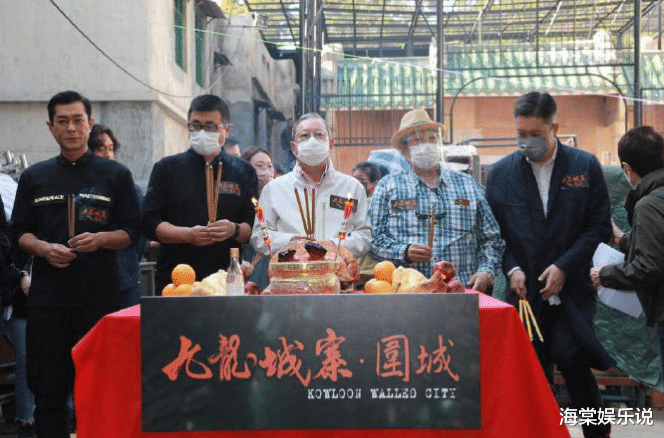 古天乐|回忆杀！古天乐和林峰重聚拍戏，齐聚任贤齐和洪金宝，画面太拉风