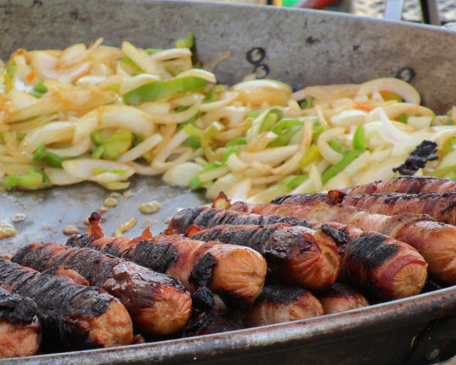 北庭美体健康圈 毁肝的“垃圾食品”已公布,泡面靠边站,劝你再馋也要管住嘴