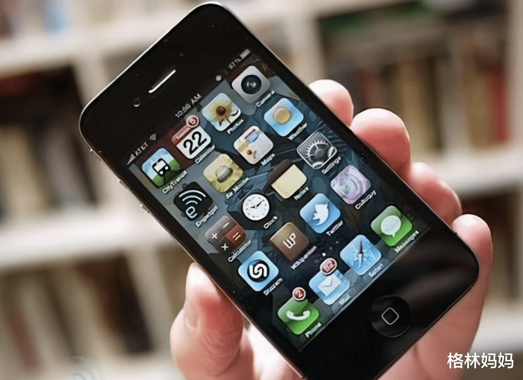 王刚|10年前,卖肾买苹果手机的男孩怎样了?获赔147万,现状令人唏嘘