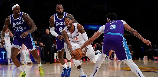 爵士队|联盟第1！连克太阳爵士！勇士一骑绝尘！2战39分，金州底薪捡到宝