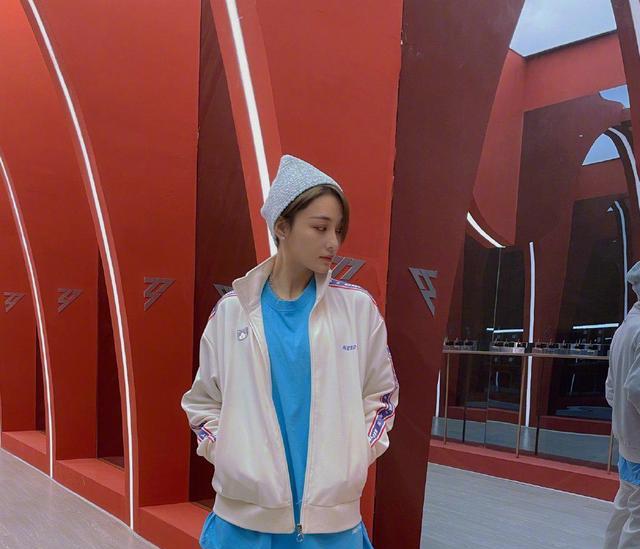 穿衣搭配|张馨予的时尚穿搭法则