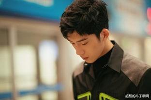 井柏然|他出生28天被抛弃，爆红后送奶奶千万豪宅，眼红的父母跑来认亲