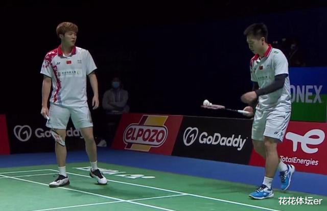 男双|2-0横扫！连续2轮以下克上，国羽男双独苗逆流而上，杀进4强！
