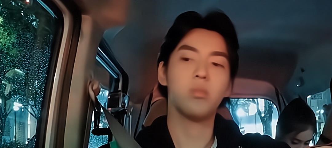 娱乐星奇葩说|我本善良，何须粉饰！杨颖救赵今麦于危难间，吴亦凡虽黑脸但无奈