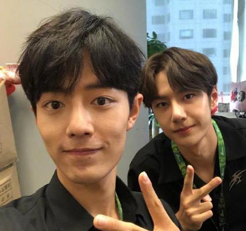 王一博|王一博：我卸妆了，许光汉：我卸妆了，宋亚轩：我化妆了？