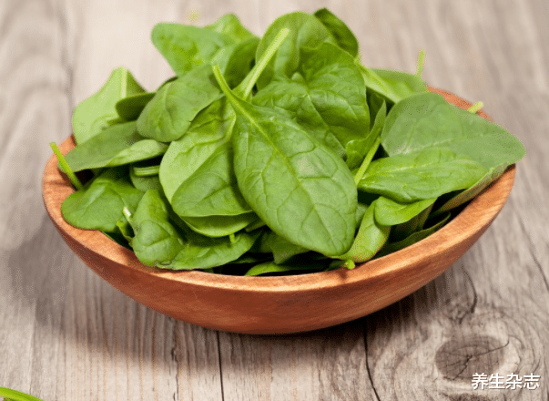 骨质疏松|多家医院联合叫停:吃一口等于熬夜七天,再不扔掉,骨骼迟早烂如“蜂窝”