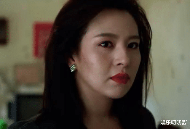 华灯初上|《华灯初上》真凶成谜团，全员是疑犯网络讨论爆棚，小豪嫌疑大