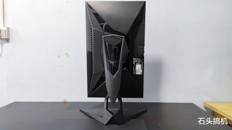 无线充电|战术显示器自带辅助功能!技嘉AORUS AD27QD电竞显示器开箱评测