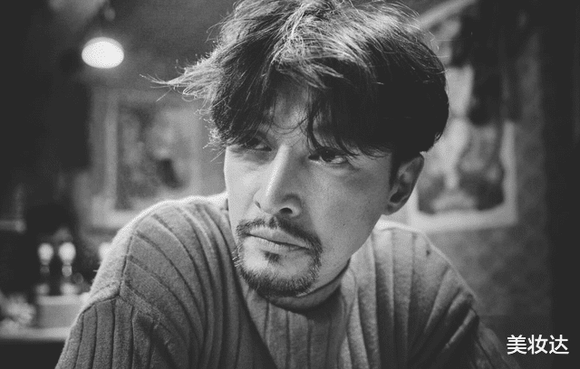 5种“耗阳”行为，男性忍住少做就是赢，榜首易上瘾，1运动可补救