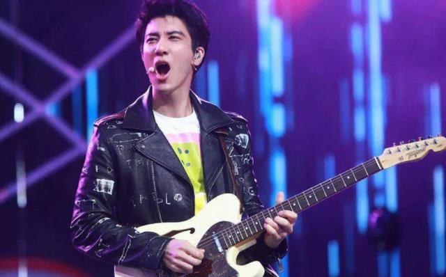 跨年晚会|跨年晚会看点：芒果台顶流集结，江苏再现歌后，央视晚会大气磅礴