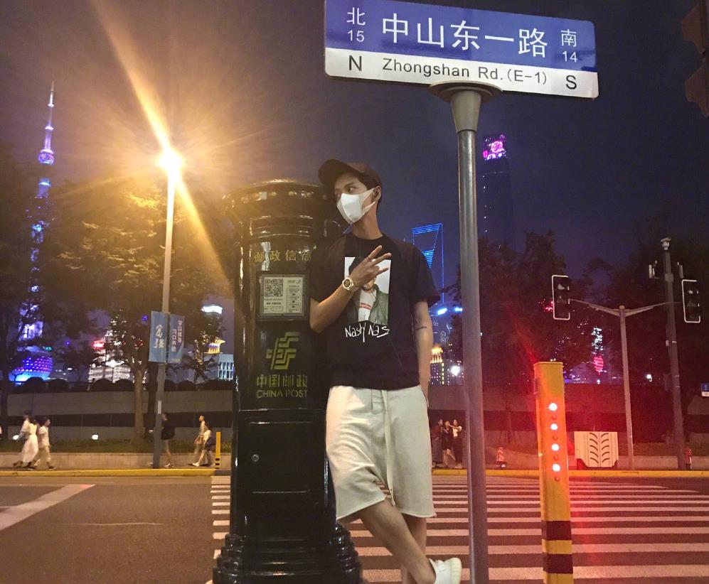 机加工分享赵工|在一起4年，关晓彤被问道鹿晗喜欢别人怎么办？关晓彤：没这机会