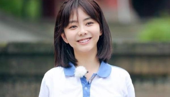 阳光语言矫正说|谭松韵新剧备受关注，娃娃脸演庄重的角色，却获网友一致好评