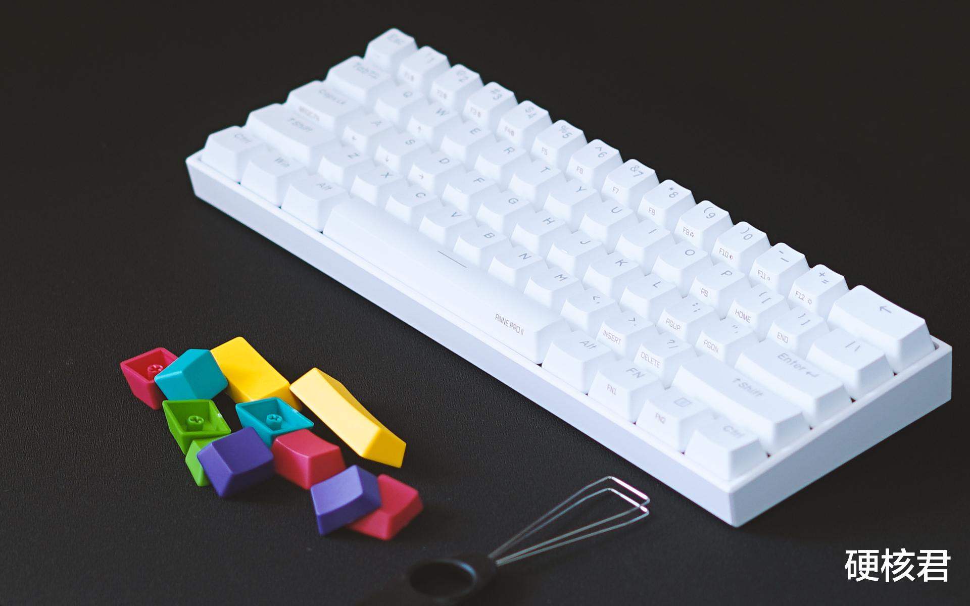 特斯拉|Anne Pro 2机械键盘测评：高度可定制的 60%机械键盘