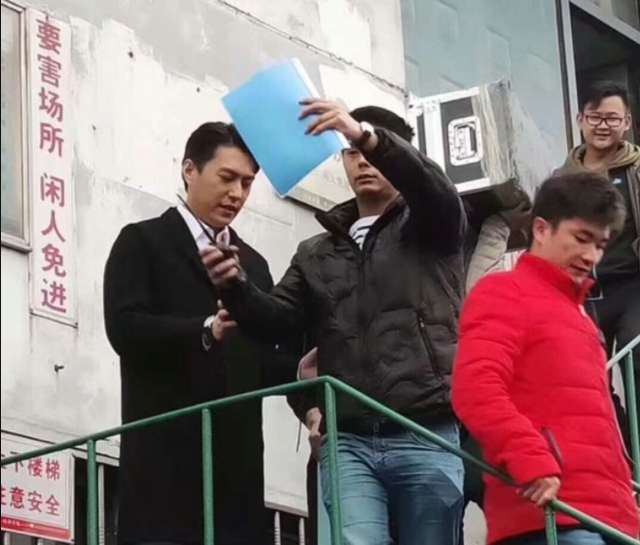 王一博|《人民的名义》姊妹篇将播，“达康书记”依旧在，靳东、闫妮主演
