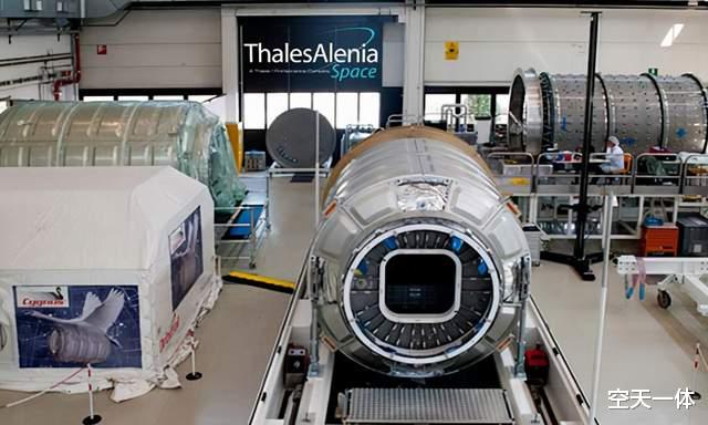 月球 从来没有躺赢，美国月球门户空间站来了，俩舱段接近完成地面建造