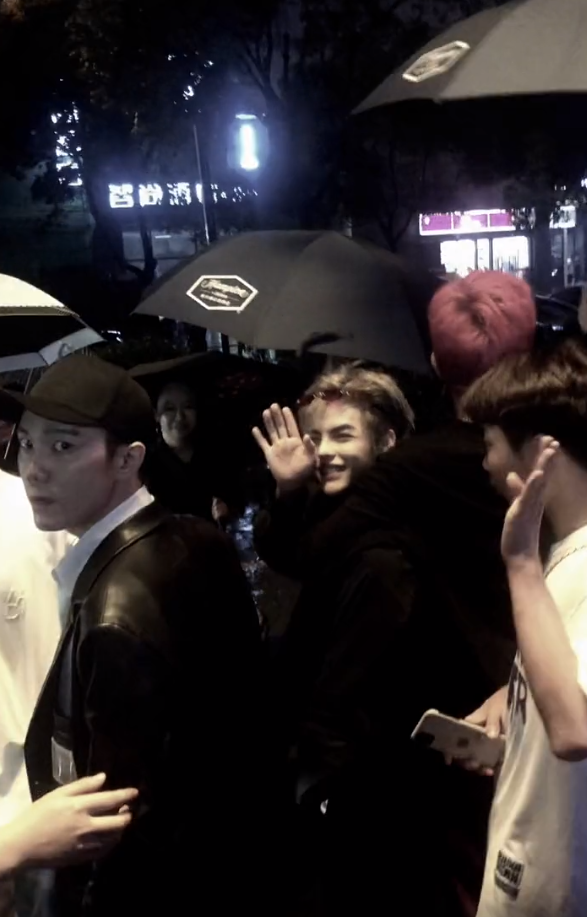 殷世航|殷世航最新生图被曝光，看0滤镜的颜值后：套路璐这次看走眼了