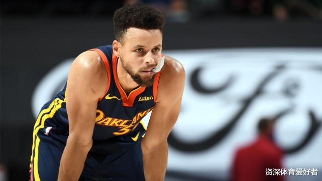 斯蒂芬·庫里|作為小球時代開創(chuàng)者，為何庫里無法被視為超巨？格林的回答一針見血