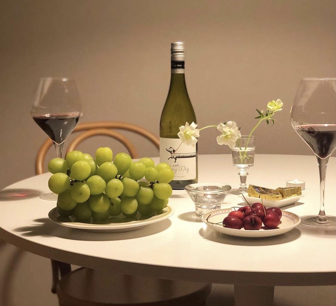 她家,不像是干净,更像是在展示艺术!网友:越简单,越高级!