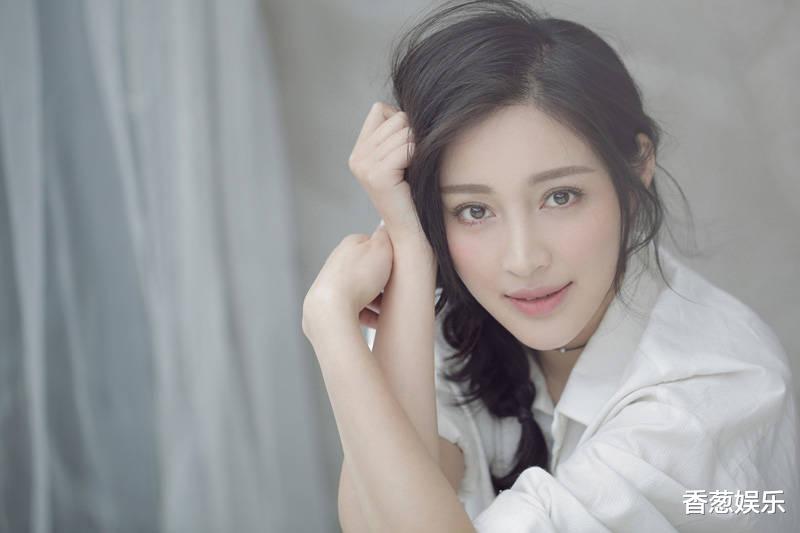 甘婷婷|靠“潘金莲”走红的甘婷婷,因性感走“弯路”后,错过了什么?