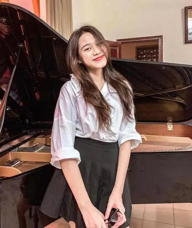 选美|越南19岁女孩选美夺冠,110cm大长腿惹人羡慕,运动的女孩最美!