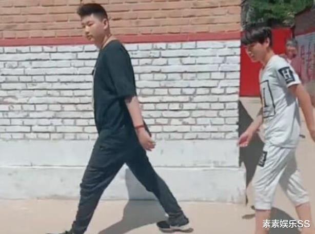 陈亚男|朱小伟收回彩礼就变脸，指责陈亚男不懂得珍惜自己