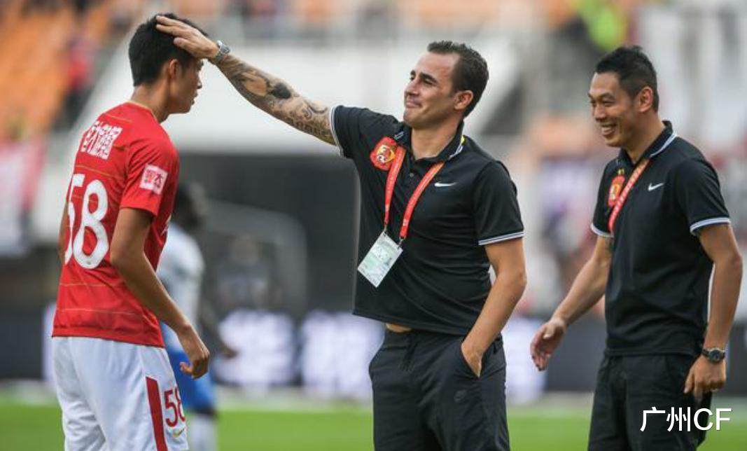 广州队|中超首球成绝唱！卡帅再下狠手，广州恒大U22妖锋离队获官宣