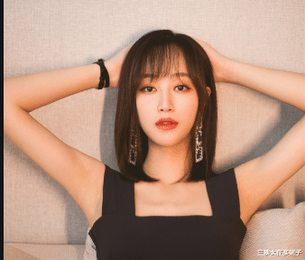 张柏芝|这年头，蓝盈莹狼性式明抢都不讨喜，杨超越废物式的暗夺才够聪明