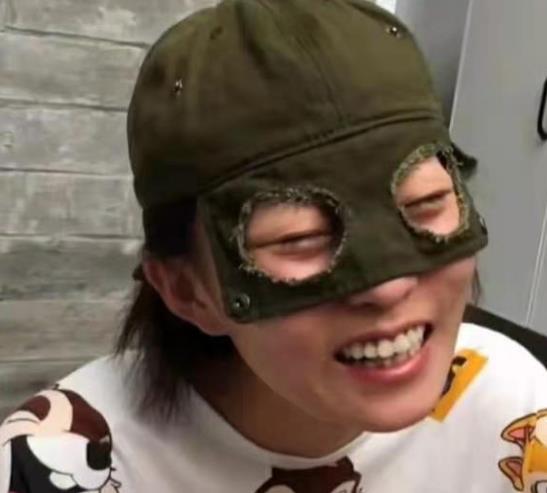 邵雨轩|邵雨轩背后的女人，“张小花”颜值曝光，网友：不当明星可惜了