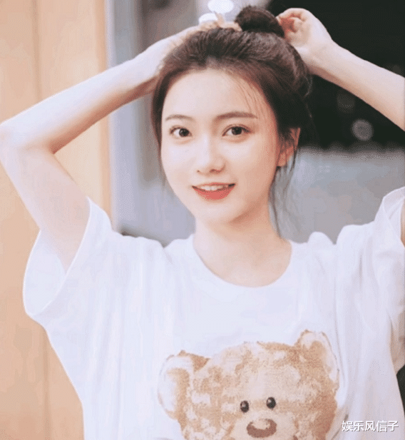 心动4|《心动4》小孔晒新动态秀恩爱，马董帮她吹头发，疑似已同居