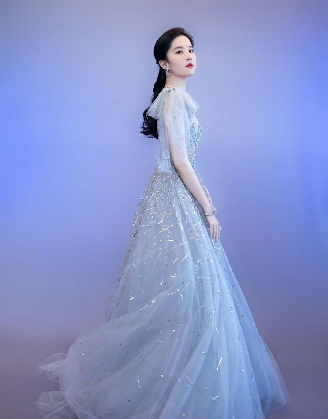 张庭|八卦：刘亦菲，张子枫，张庭，王梓薇，宋亚轩，赵今麦，三字弟弟