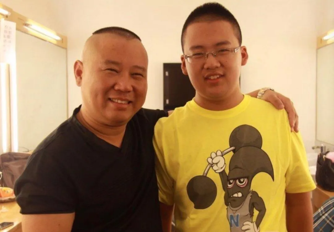 郭麒麟|郭麒麟突发怪病，吓坏无数网友：纵欲成瘾，究竟有多可怕？