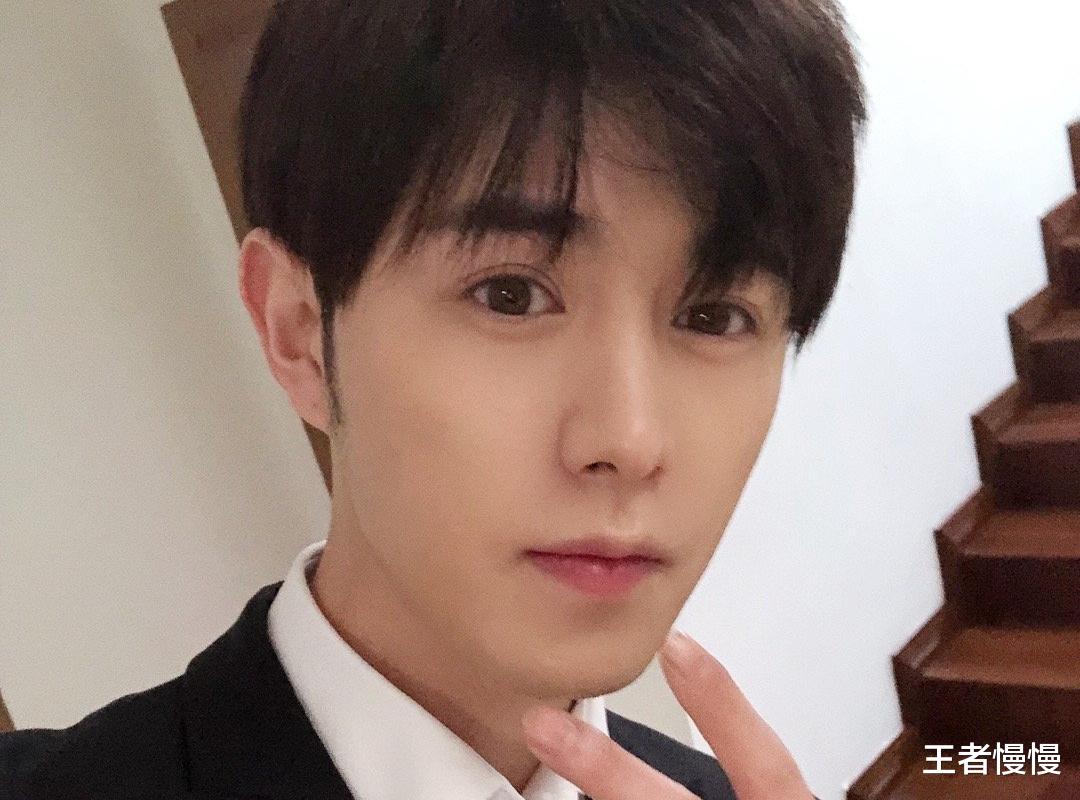 童锦程|童锦程谈论2021女网红,直言:井川里予、曹芬、蛇姐等都不喜欢