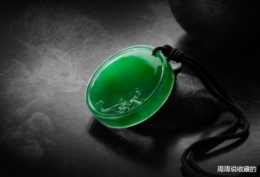 翡翠|翡翠的绿色你了解多少?哪一种绿色的翡翠更贵?