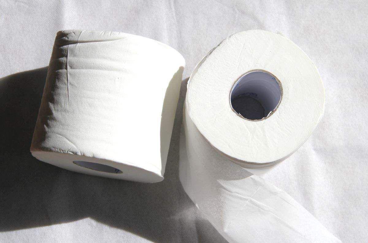 |用过的卫生纸是丢进马桶冲掉，还是丢进纸篓？原来这些年都错了