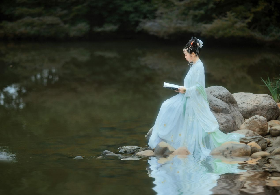 汉服资讯古装文化|汉服坑究竟“坑”在何处？新破产四坑已经出现，你知道有哪些吗？