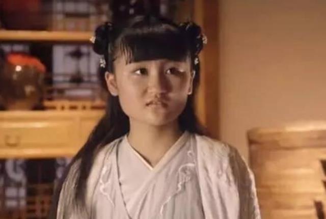 陆子艺|4岁出道6岁巅峰上春晚，14岁“长残”被骂出国，如今回归打脸众人