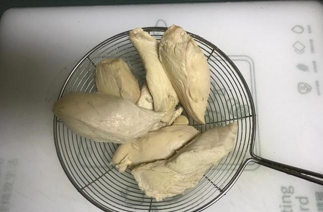 护芽的妈咪 减肥也能大胆吃的肉松,5元能做1大瓶,营养解馋,大人孩子都爱吃