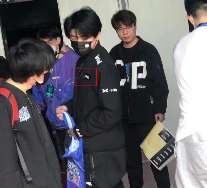 lpl|LPL和Nike解约后,LNG老板一波圈粉:尊重联盟所以不会穿李宁