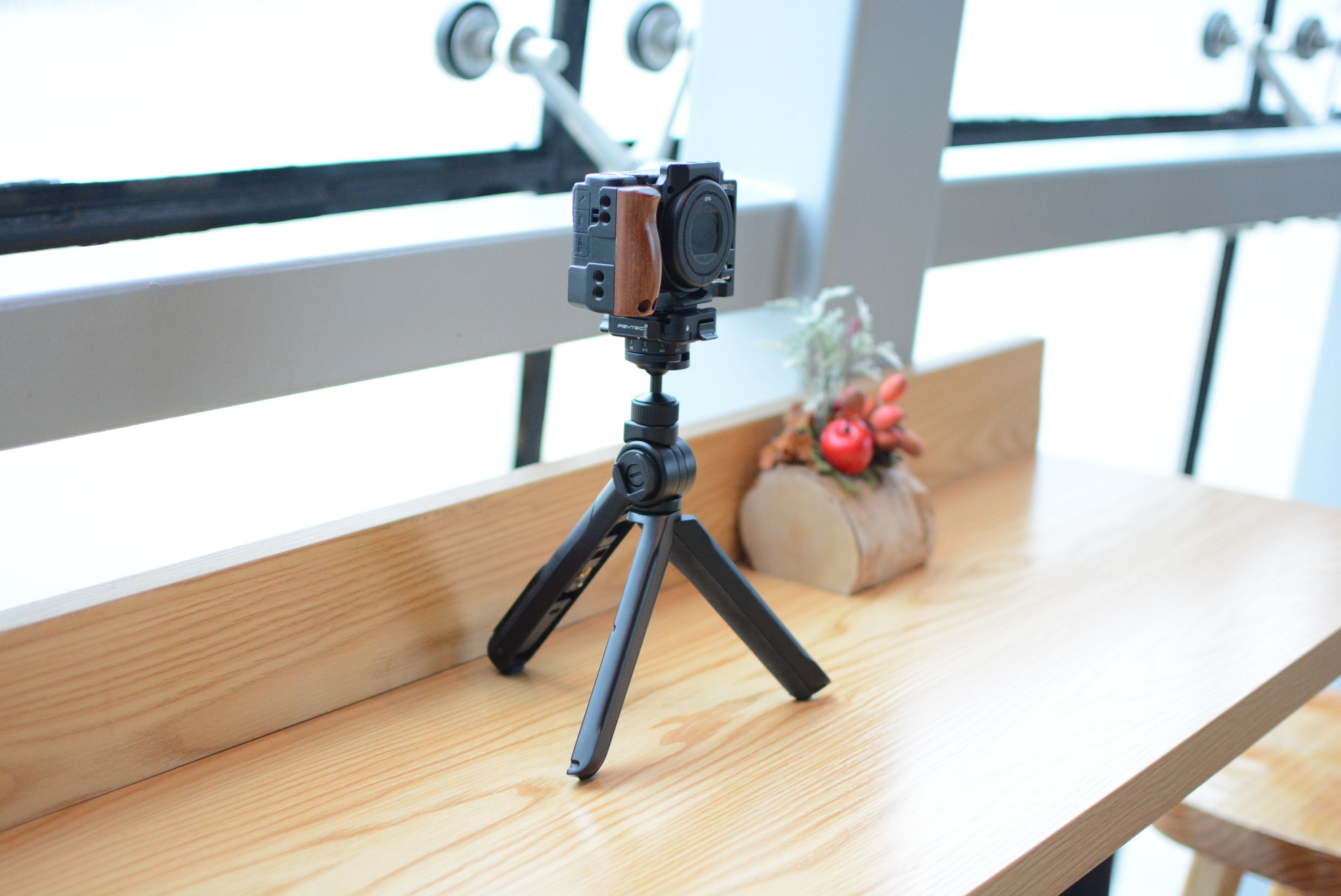 上海市|三脚架中的“变形金刚”：蒲公英PGYTECH螳螂三脚架，数十种功能