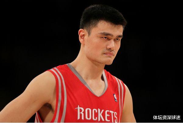 姚明|姚明NBA生涯面对极具统治力的詹姆斯，11次交手战绩和数据如何？