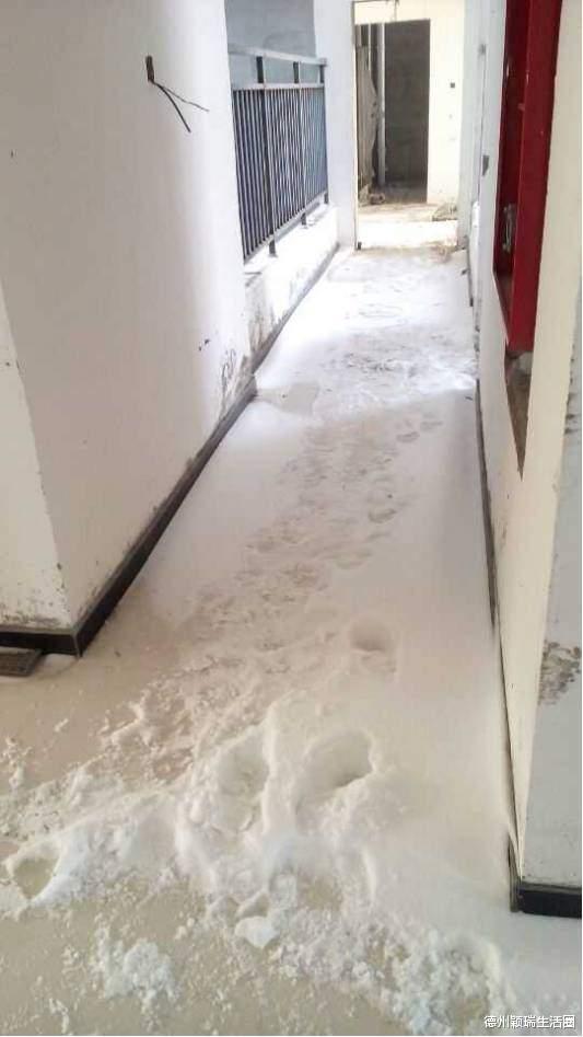 炒房|暴雪让北方引进南方的楼房连廊方案有点尴尬，拿来主义不可取