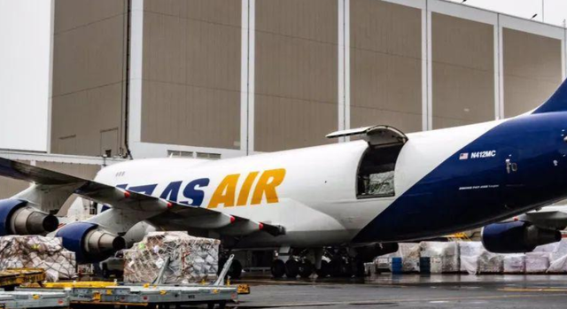 澳大利亚 未经同意,开着200架“货机”就来了?哪来的回哪去