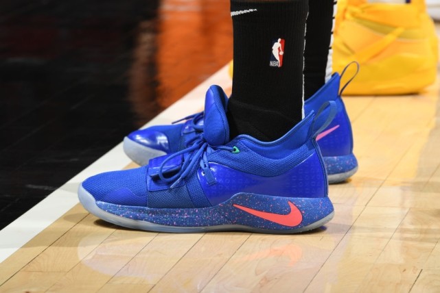 陈博主潮物Sneaker|NBA球员上脚：字母哥哥上脚Freak 3，保罗·乔治上脚PG2.5