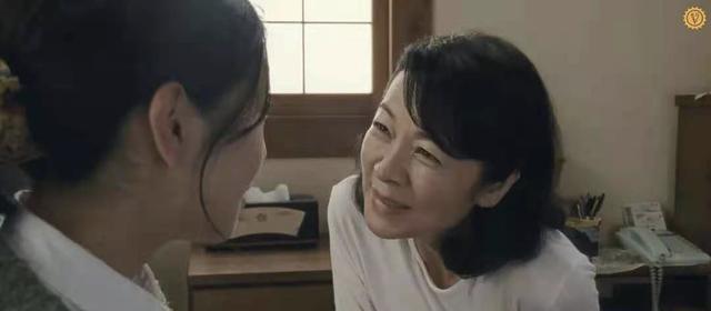 黄晓明|这个叫安藤樱的女演员，戳破了日本老年人的性尴尬