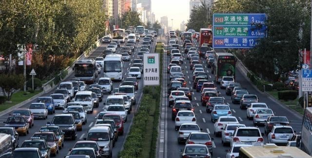 教教你家娃|卖出111万辆汽车，一年销售业绩1033亿元，又一国产汽车企业崛起