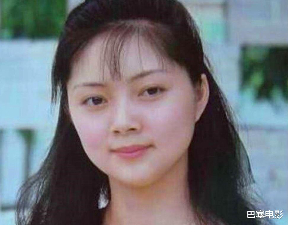 娱乐圈|有着一张“大饼脸”却美出特色来的女星，丰韵明媚，散发无限风情
