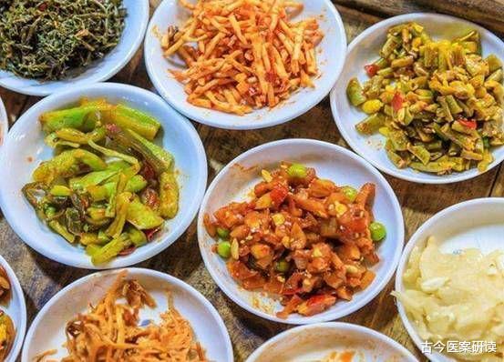 老年病|肝硬化“导火线”被找到，医生：2种“素食”吃一口相当于5斤白酒