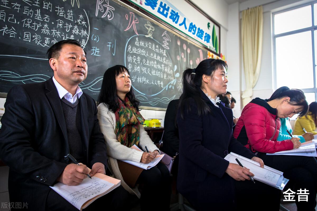 老师陪校长寻欢,感染艾滋病,被判3年