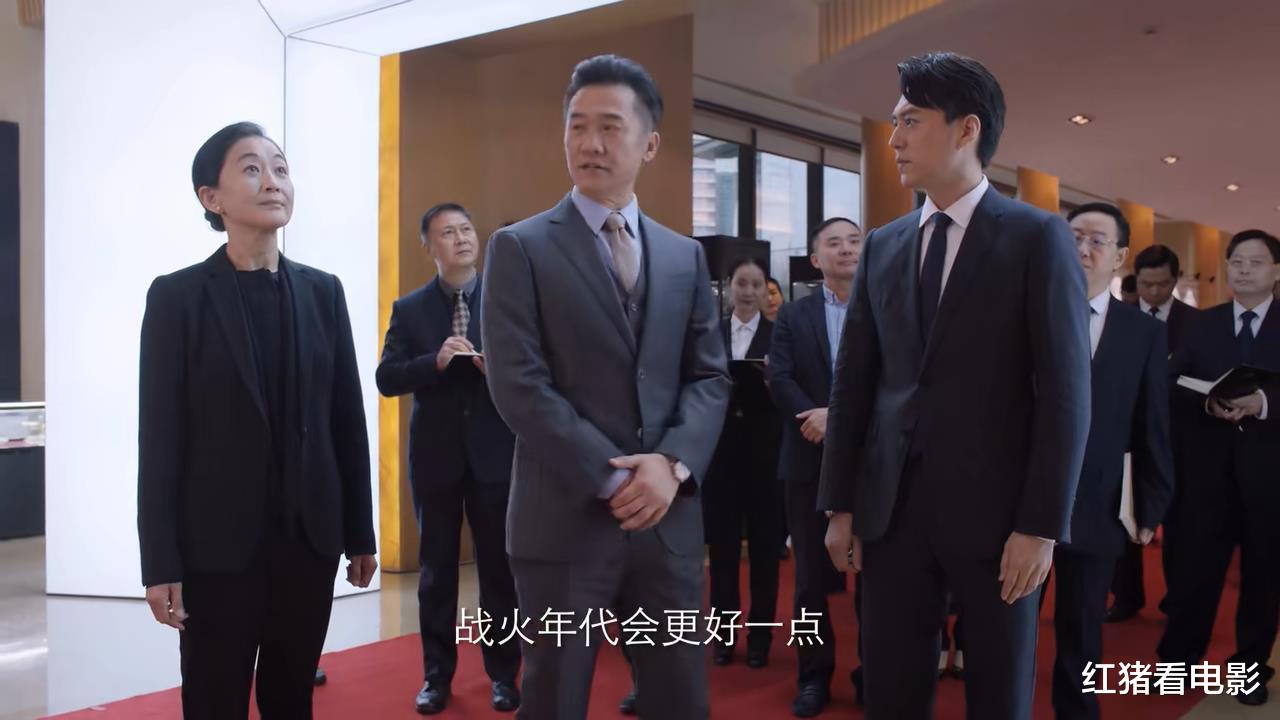林满江|《突围》收视第一，闫妮角色引热议，崇拜异性领导也算精神出轨？